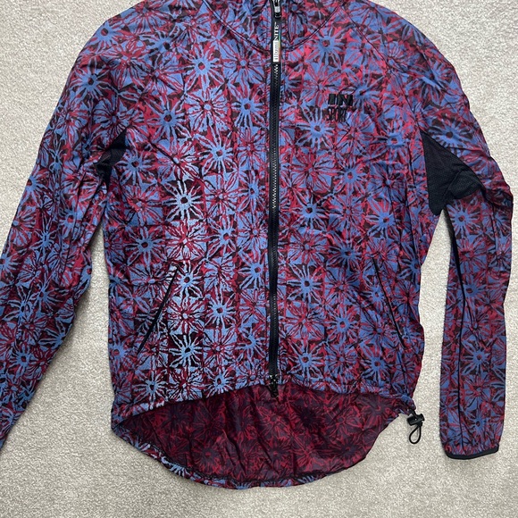 In sport Floral Pattern wind breaker Jacket - Picture 1 of 5